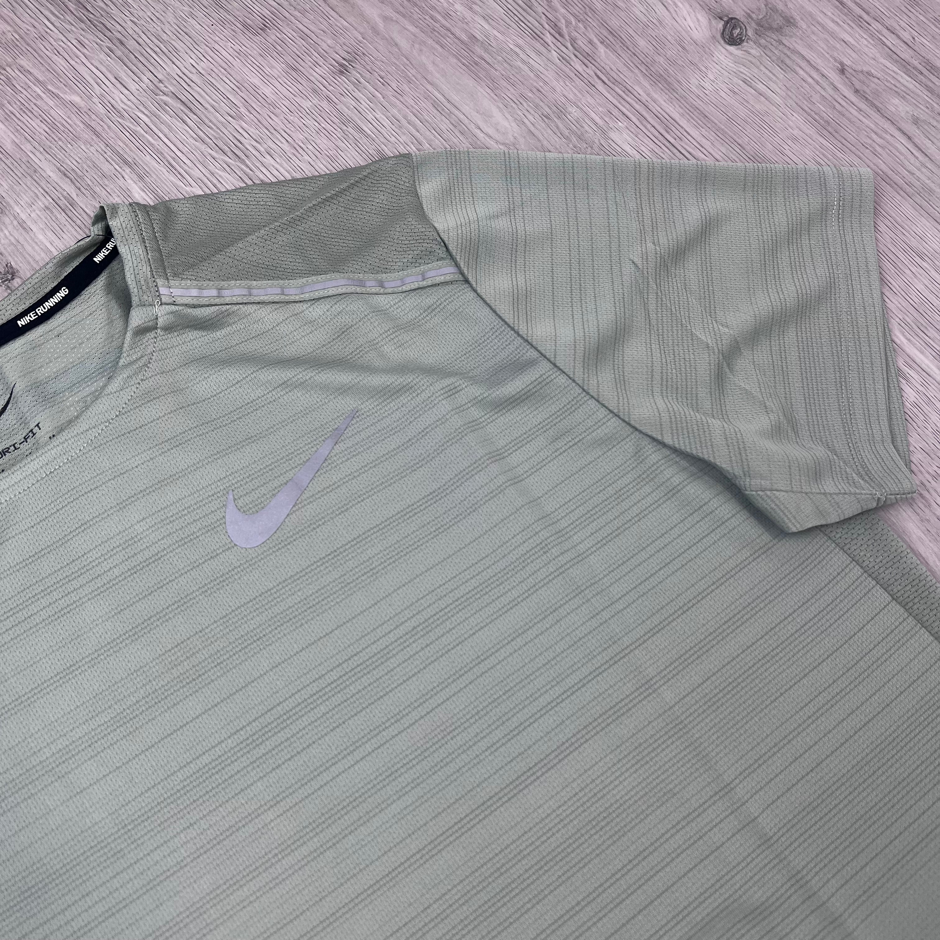 Nike 'Miler' T-Shirt - Sage