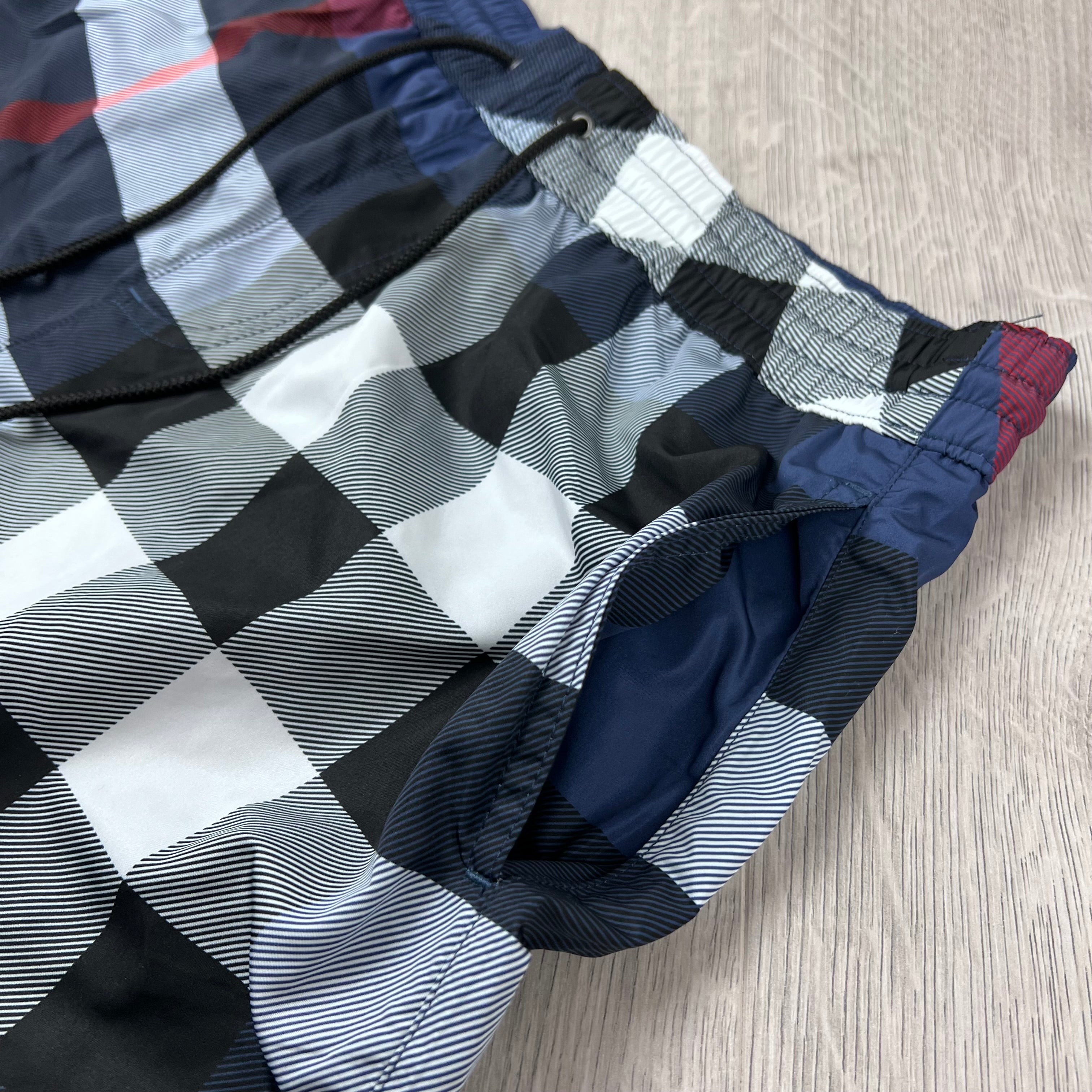 Burberry Check Swim Shorts - Blue