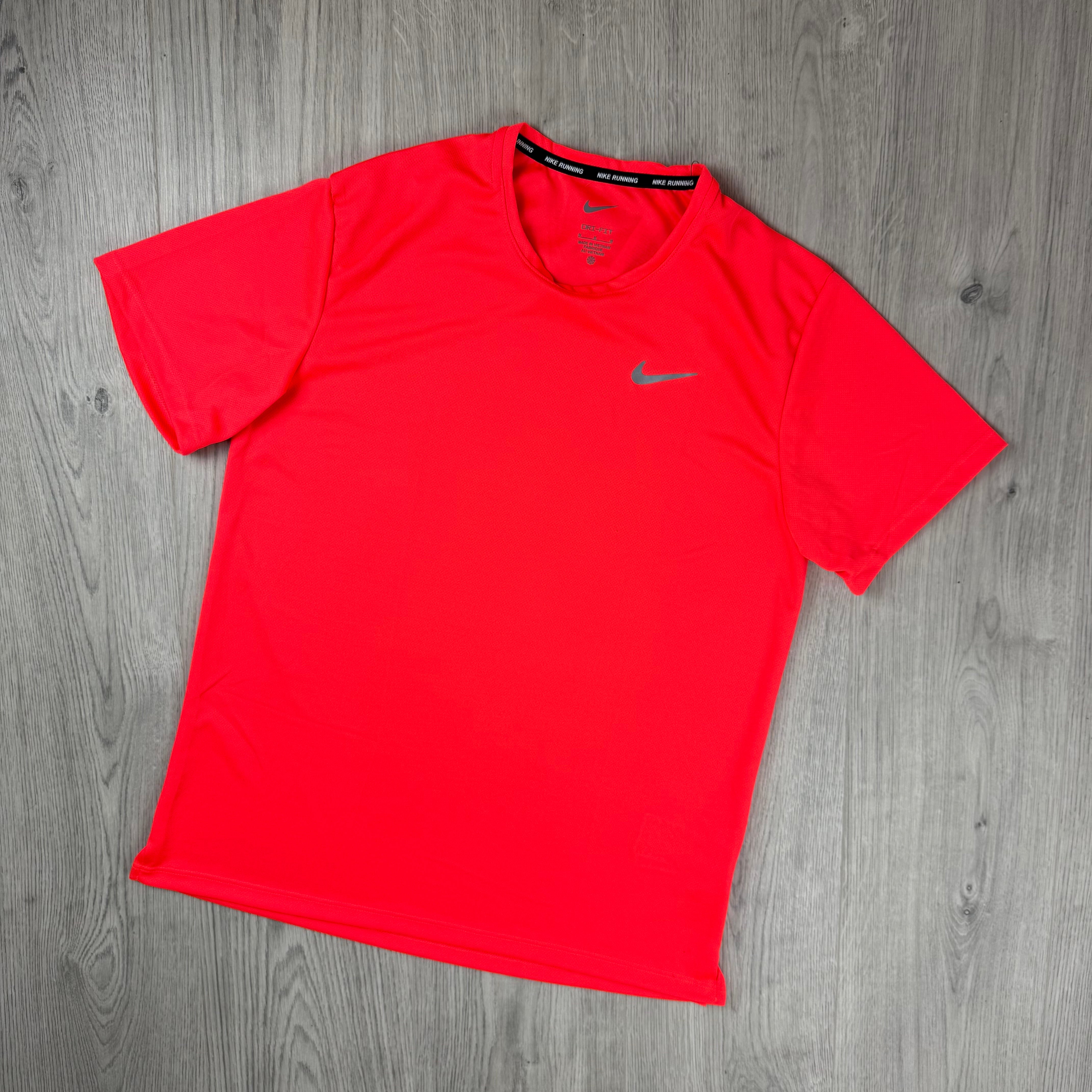 Nike 'Miler' T-Shirt - Crimson