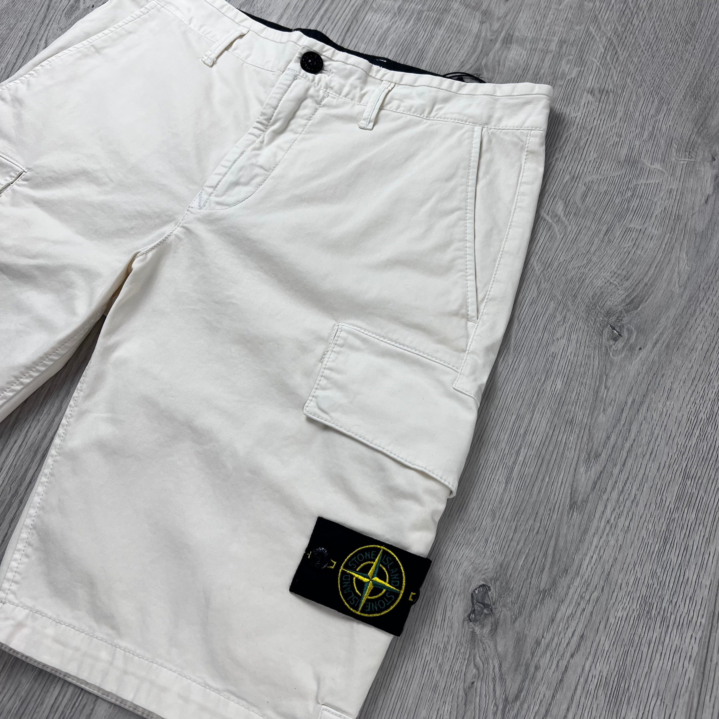 Stone Island Cargo Shorts - Ivory