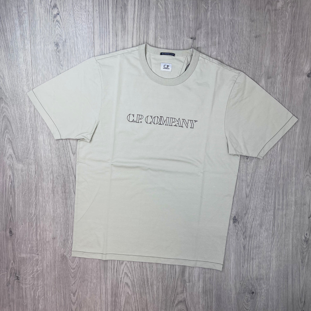 Front view of the CP Company 30/2 Jersey Logo T-Shirt in Silver Birch. 